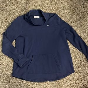 Vineyard vines sweatshirt